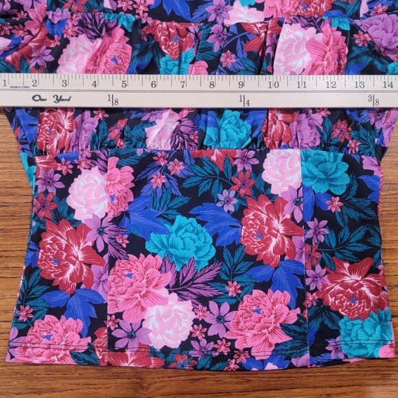 SO Goods For Life Womans Small Beautiful Floral Top Junior - Picture 9 of 13